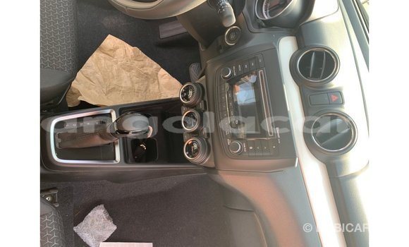 Comprar Importar Suzuki Swift Vermelho Carro em Import - Dubai em Bengo Province Comprar Importar Suzuki Swift Vermelho Carro em Import - Dubai em Bengo Province