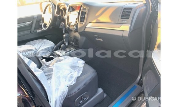 Comprar Importar Mitsubishi Pajero Preto Carro em Import - Dubai em Bengo Province Comprar Importar Mitsubishi Pajero Preto Carro em Import - Dubai em Bengo Province