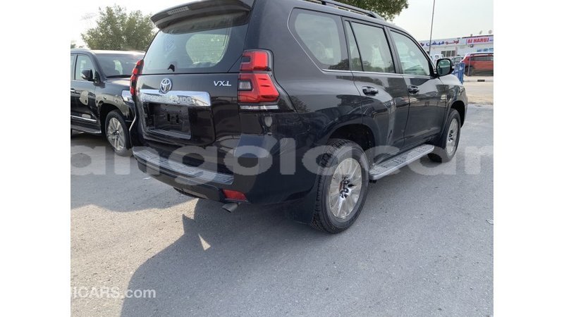 Big with watermark toyota prado bengo province import dubai 5647