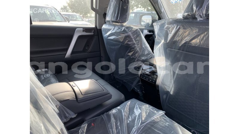 Big with watermark toyota prado bengo province import dubai 5647