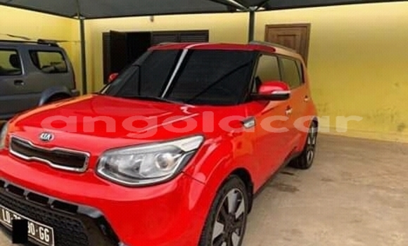 Comprar Usado Kia Soul Vermelho Carro em Luena em Moxico Comprar Usado Kia Soul Vermelho Carro em Luena em Moxico