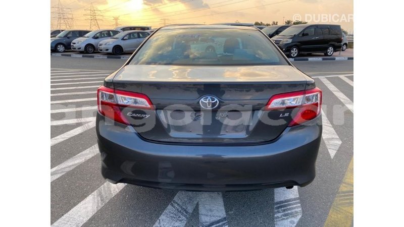 Big with watermark toyota camry bengo province import dubai 5658