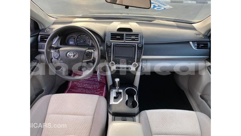 Big with watermark toyota camry bengo province import dubai 5658