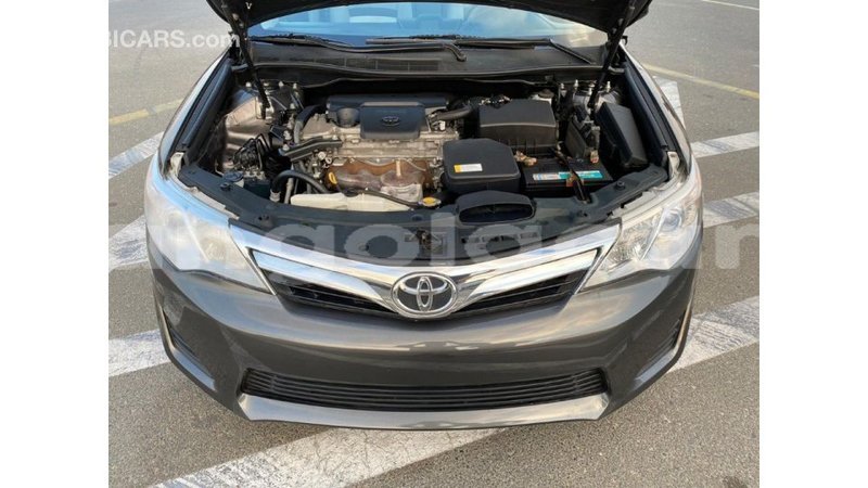 Big with watermark toyota camry bengo province import dubai 5658