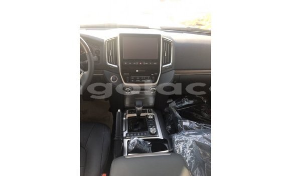 Buy Import Toyota Land Cruiser Black Car in Import - Dubai in Bengo Province Buy Import Toyota Land Cruiser Black Car in Import - Dubai in Bengo Province
