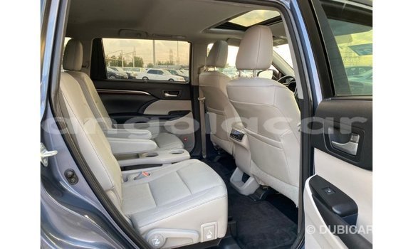 Comprar Importar Toyota Highlander Azul Carro em Import - Dubai em Bengo Province Comprar Importar Toyota Highlander Azul Carro em Import - Dubai em Bengo Province