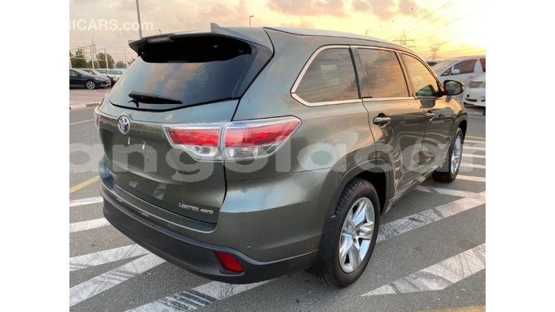 Big with watermark toyota highlander bengo province import dubai 5660