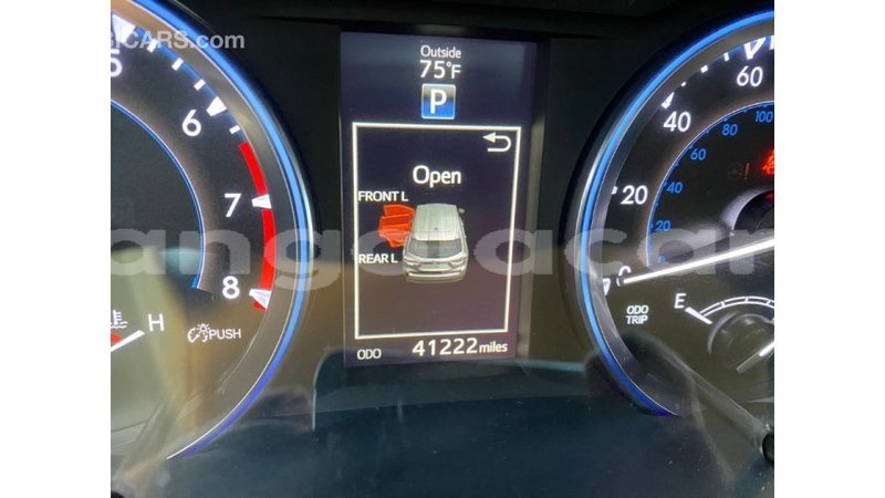 Big with watermark toyota highlander bengo province import dubai 5660