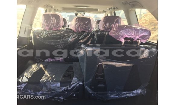 Buy Import Toyota Land Cruiser Black Car in Import - Dubai in Bengo Province Buy Import Toyota Land Cruiser Black Car in Import - Dubai in Bengo Province