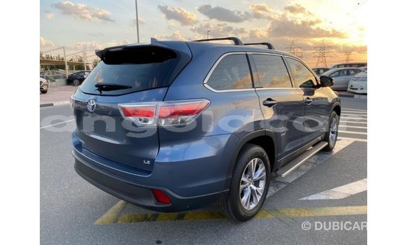Comprar Importar Toyota Highlander Azul Carro em Import - Dubai em Bengo Province Comprar Importar Toyota Highlander Azul Carro em Import - Dubai em Bengo Province