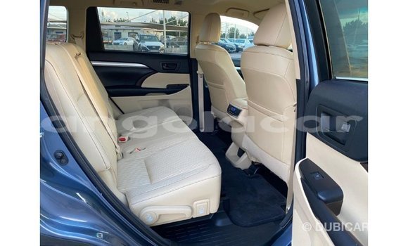 Comprar Importar Toyota Highlander Azul Carro em Import - Dubai em Bengo Province Comprar Importar Toyota Highlander Azul Carro em Import - Dubai em Bengo Province