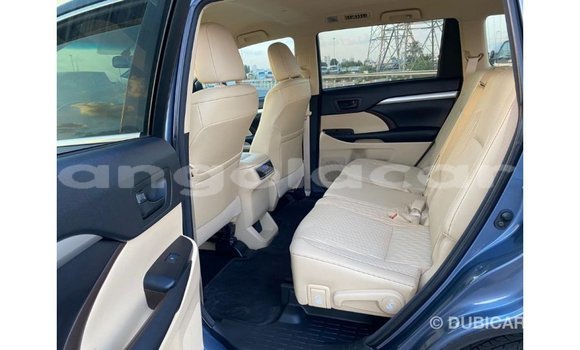 Comprar Importar Toyota Highlander Azul Carro em Import - Dubai em Bengo Province Comprar Importar Toyota Highlander Azul Carro em Import - Dubai em Bengo Province