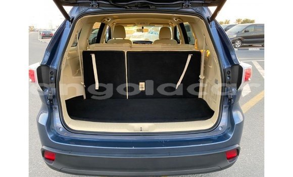 Comprar Importar Toyota Highlander Azul Carro em Import - Dubai em Bengo Province Comprar Importar Toyota Highlander Azul Carro em Import - Dubai em Bengo Province