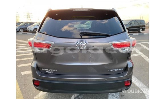 Comprar Importar Toyota Highlander Outro Carro em Import - Dubai em Bengo Province Comprar Importar Toyota Highlander Outro Carro em Import - Dubai em Bengo Province