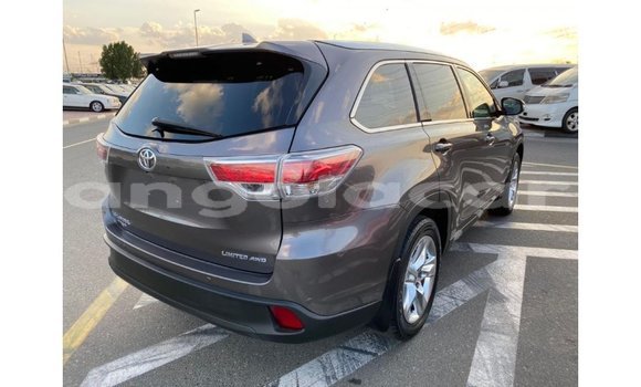 Comprar Importar Toyota Highlander Outro Carro em Import - Dubai em Bengo Province Comprar Importar Toyota Highlander Outro Carro em Import - Dubai em Bengo Province