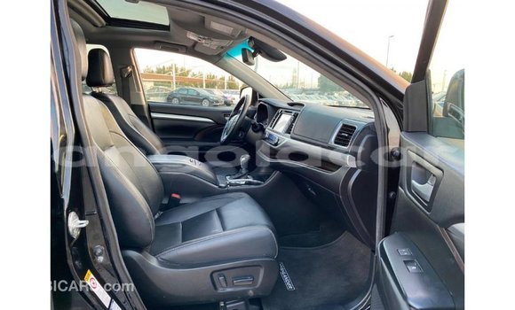 Comprar Importar Toyota Highlander Outro Carro em Import - Dubai em Bengo Province Comprar Importar Toyota Highlander Outro Carro em Import - Dubai em Bengo Province