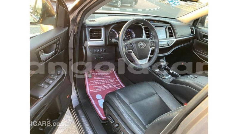Big with watermark toyota highlander bengo province import dubai 5682