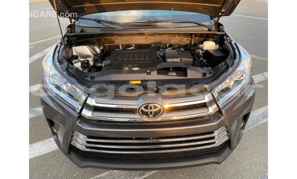 Comprar Importar Toyota Highlander Outro Carro em Import - Dubai em Bengo Province Comprar Importar Toyota Highlander Outro Carro em Import - Dubai em Bengo Province