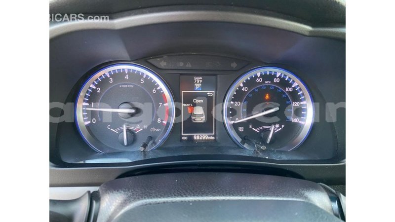 Big with watermark toyota highlander bengo province import dubai 5682