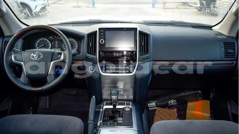 Big with watermark toyota land cruiser bengo province import dubai 5693