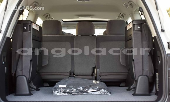 Comprar Importar Toyota Land Cruiser Branco Carro em Import - Dubai em Bengo Province Comprar Importar Toyota Land Cruiser Branco Carro em Import - Dubai em Bengo Province