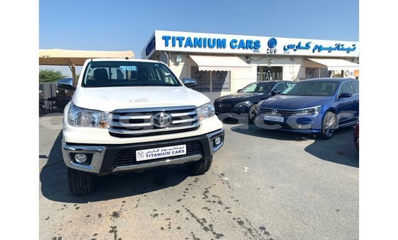 Comprar Importar Toyota Hilux Branco Carro em Import - Dubai em Bengo Province Comprar Importar Toyota Hilux Branco Carro em Import - Dubai em Bengo Province