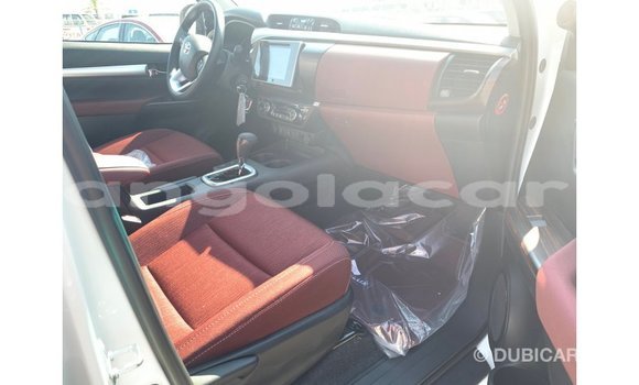 Comprar Importar Toyota Hilux Branco Carro em Import - Dubai em Bengo Province Comprar Importar Toyota Hilux Branco Carro em Import - Dubai em Bengo Province