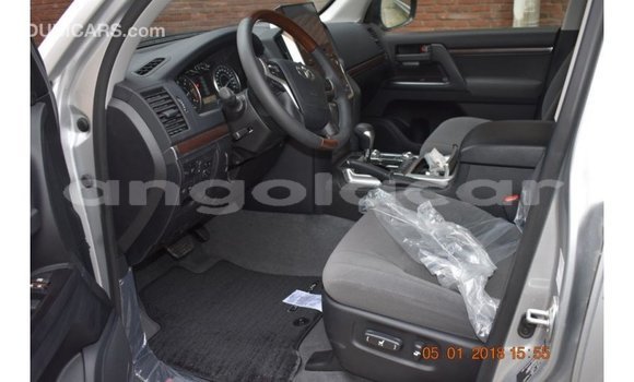 Buy Import Toyota Land Cruiser Other Car in Import - Dubai in Bengo Province Buy Import Toyota Land Cruiser Other Car in Import - Dubai in Bengo Province