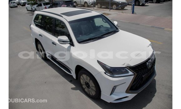 Comprar Importar Lexus LX Branco Carro em Import - Dubai em Bengo Province Comprar Importar Lexus LX Branco Carro em Import - Dubai em Bengo Province