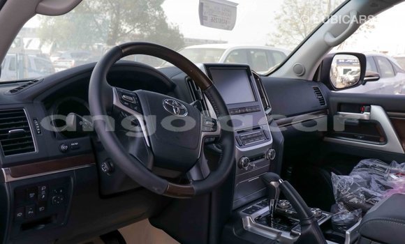 Buy Import Toyota Land Cruiser Black Car in Import - Dubai in Bengo Province Buy Import Toyota Land Cruiser Black Car in Import - Dubai in Bengo Province