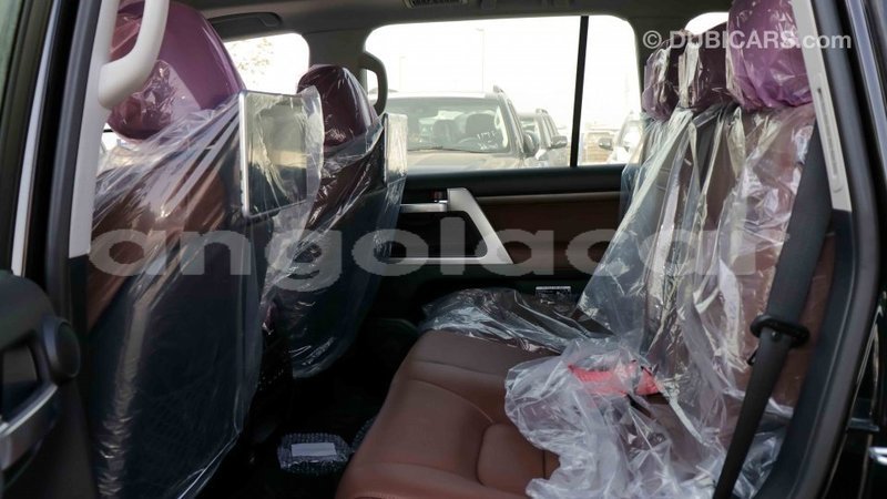 Big with watermark toyota land cruiser bengo province import dubai 5702