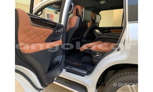 Comprar Importar Lexus LX Branco Carro em Import - Dubai em Bengo Province Comprar Importar Lexus LX Branco Carro em Import - Dubai em Bengo Province