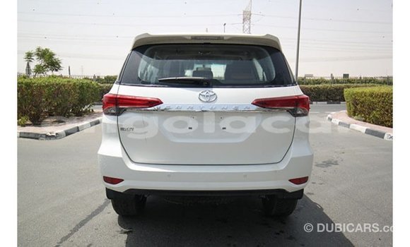 Buy Import Toyota Fortuner White Car in Import - Dubai in Bengo Province Buy Import Toyota Fortuner White Car in Import - Dubai in Bengo Province