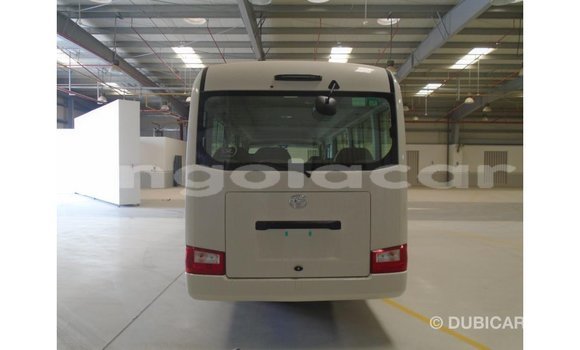 Comprar Importar Abarth 595 Branco Carro em Import - Dubai em Bengo Province Comprar Importar Abarth 595 Branco Carro em Import - Dubai em Bengo Province