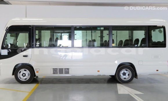 Comprar Importar Toyota Coaster Branco Carro em Import - Dubai em Bengo Province Comprar Importar Toyota Coaster Branco Carro em Import - Dubai em Bengo Province