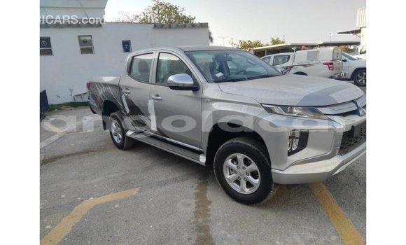Comprar Importar Mitsubishi L200 Outro Carro em Import - Dubai em Bengo Province Comprar Importar Mitsubishi L200 Outro Carro em Import - Dubai em Bengo Province