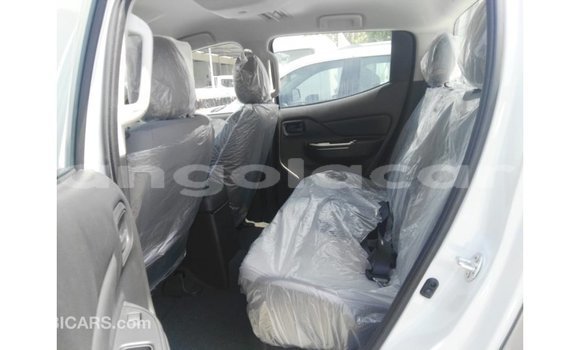 Comprar Importar Mitsubishi L200 Outro Carro em Import - Dubai em Bengo Province Comprar Importar Mitsubishi L200 Outro Carro em Import - Dubai em Bengo Province