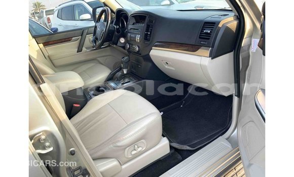 Comprar Importar Mitsubishi Pajero Outro Carro em Import - Dubai em Bengo Province Comprar Importar Mitsubishi Pajero Outro Carro em Import - Dubai em Bengo Province