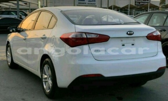 Comprar Usado Kia Cerato Branco Carro em Luanda em Luanda Province Comprar Usado Kia Cerato Branco Carro em Luanda em Luanda Province