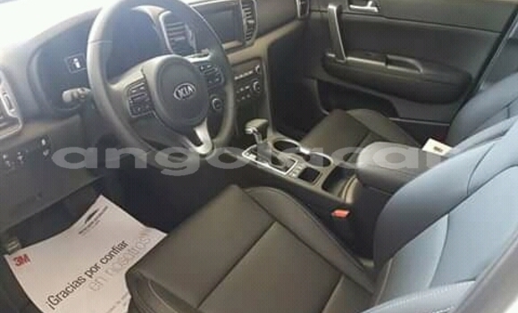 Buy Used Kia Sportage White Car in Luena in Moxico Buy Used Kia Sportage White Car in Luena in Moxico