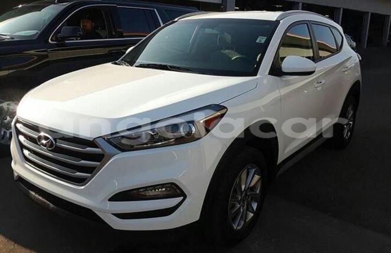 Big with watermark hyundai tucson moxico luena 5781