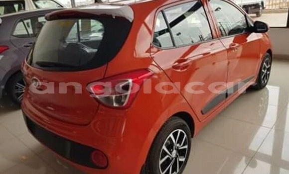 Buy Used Hyundai i20 Red Car in Luena in Moxico Buy Used Hyundai i20 Red Car in Luena in Moxico