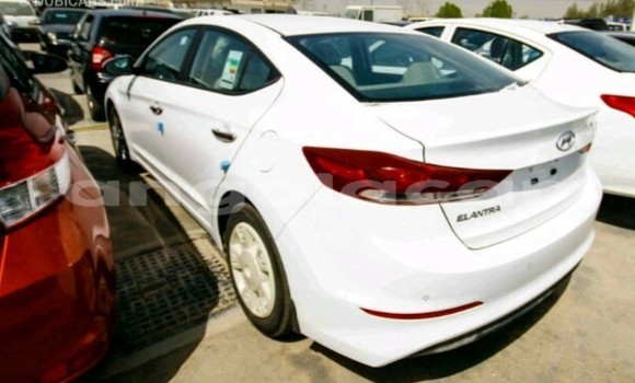 Comprar Novo Hyundai Elantra Branco Carro em Luanda em Luanda Province Comprar Novo Hyundai Elantra Branco Carro em Luanda em Luanda Province