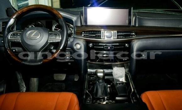 Comprar Novo Lexus LX 570 Branco Carro em Luanda em Luanda Province Comprar Novo Lexus LX 570 Branco Carro em Luanda em Luanda Province
