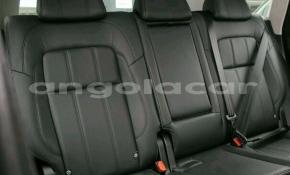 Comprar Novo Land Rover Range Rover Vermelho Carro em Luanda em Luanda Province Comprar Novo Land Rover Range Rover Vermelho Carro em Luanda em Luanda Province
