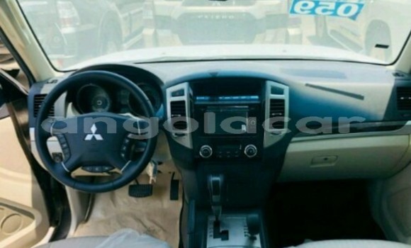 Buy New Mitsubishi Pajero White Car in Luanda in Luanda Province Buy New Mitsubishi Pajero White Car in Luanda in Luanda Province