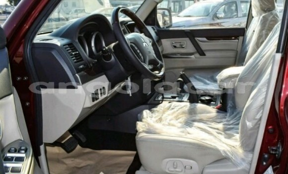 Comprar Novo Mitsubishi Pajero Outro Carro em Luanda em Luanda Province Comprar Novo Mitsubishi Pajero Outro Carro em Luanda em Luanda Province