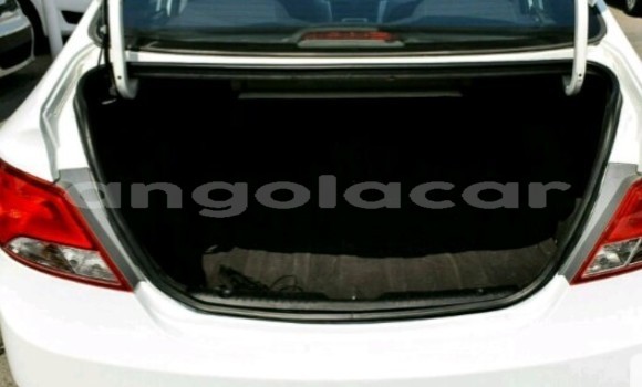 Acheter Neuf Voiture Hyundai Accent Blanc à Luanda, Province de Luanda Acheter Neuf Voiture Hyundai Accent Blanc à Luanda, Province de Luanda