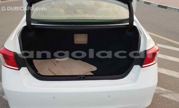 Comprar Importar Lexus ES Branco Carro em Import - Dubai em Bengo Province Comprar Importar Lexus ES Branco Carro em Import - Dubai em Bengo Province