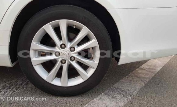 Comprar Importar Lexus ES Branco Carro em Import - Dubai em Bengo Province Comprar Importar Lexus ES Branco Carro em Import - Dubai em Bengo Province